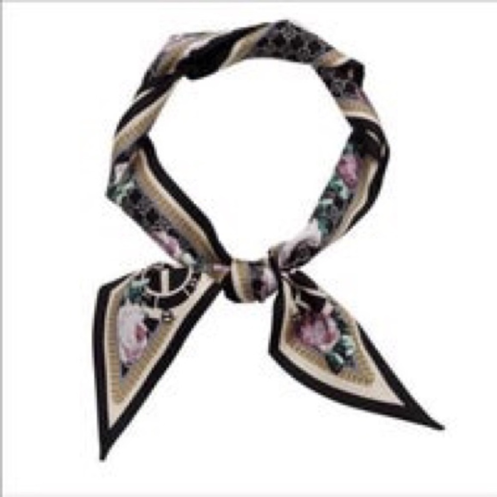 Henri Bendel Twilly/Scarf